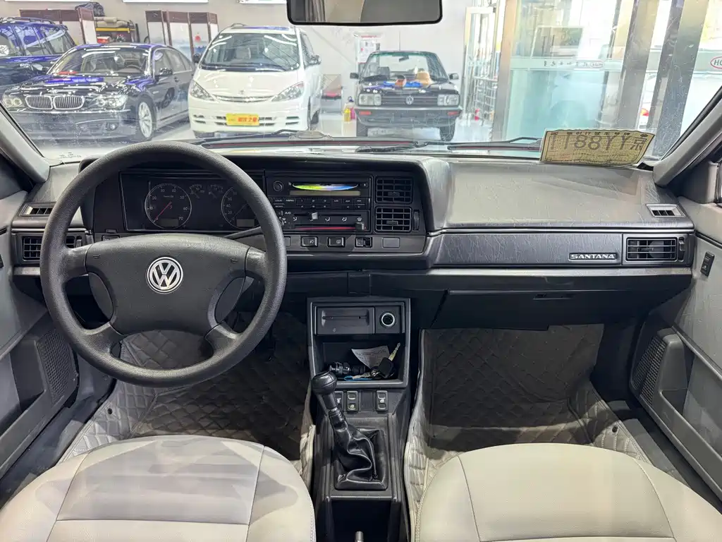 Volkswagen Santana Classic — миниатюра 9