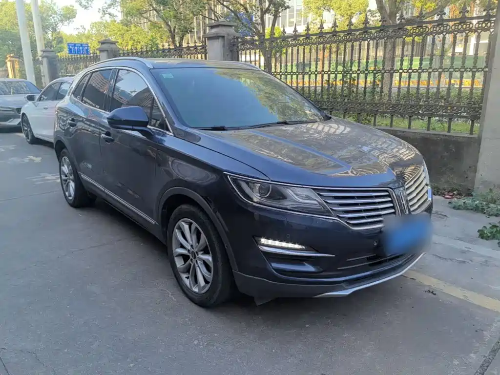 Lincoln MKC — миниатюра 4