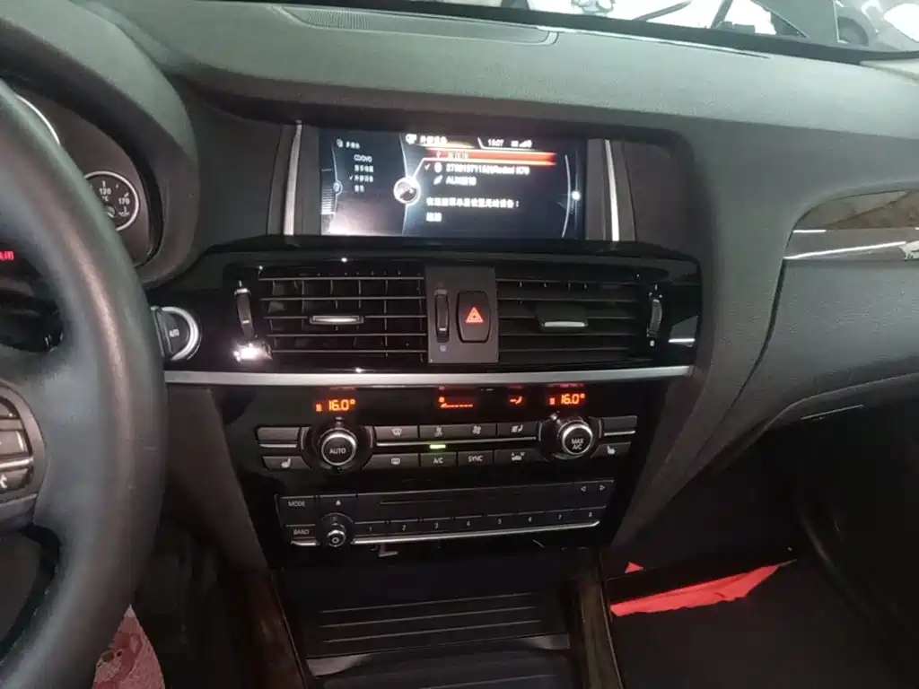 BMW X3 (Import) — миниатюра 13
