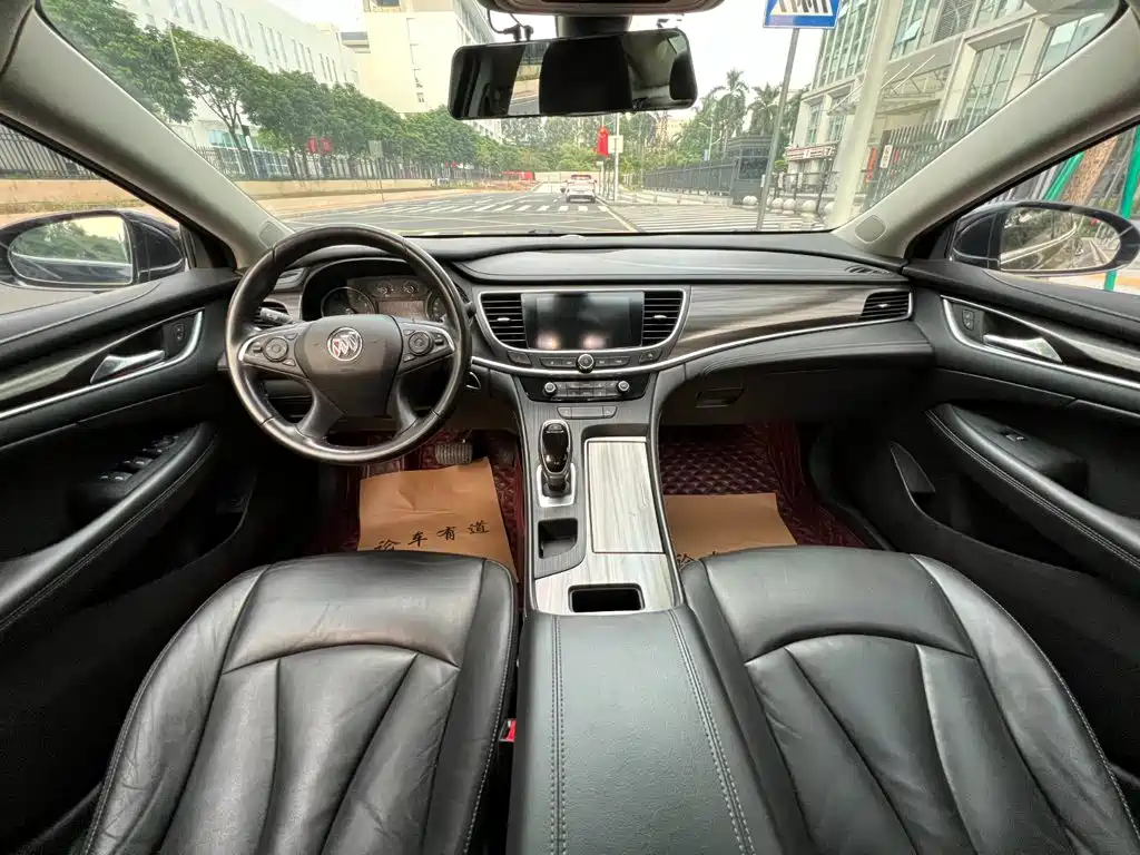 Buick LaCrosse — миниатюра 5