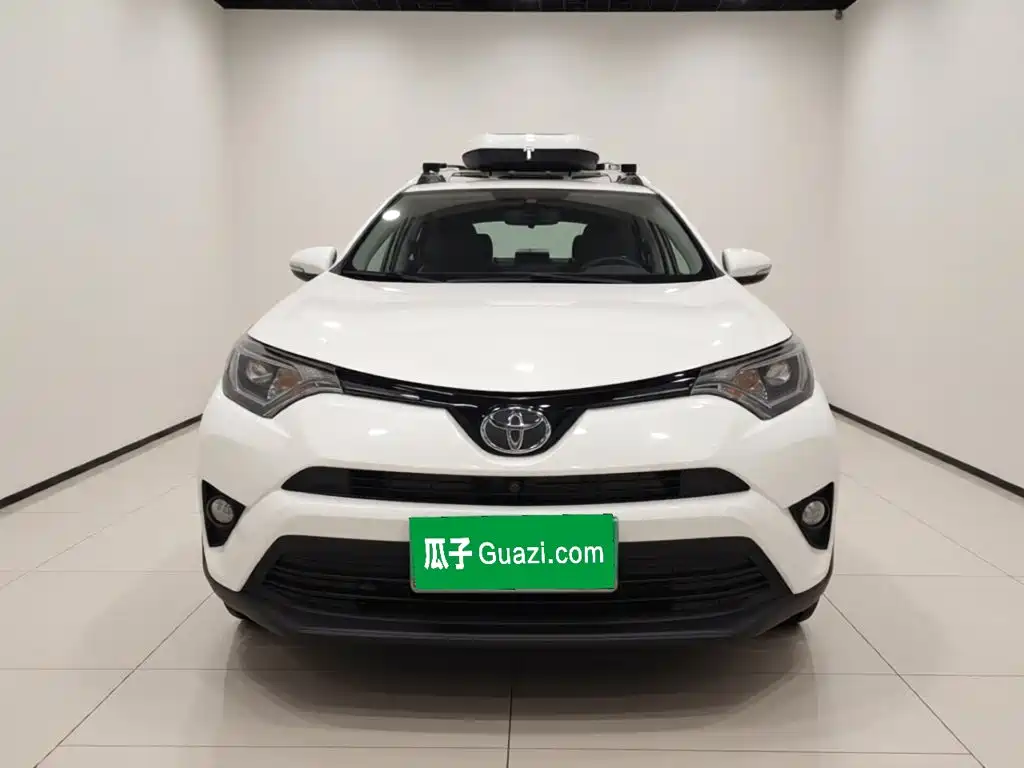 Toyota RAV4 — миниатюра 2