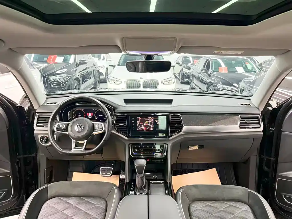 Volkswagen Teramont — миниатюра 9
