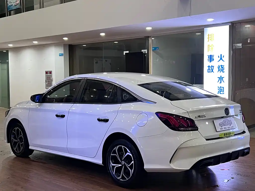 MG 5 2023 180DVVT MT