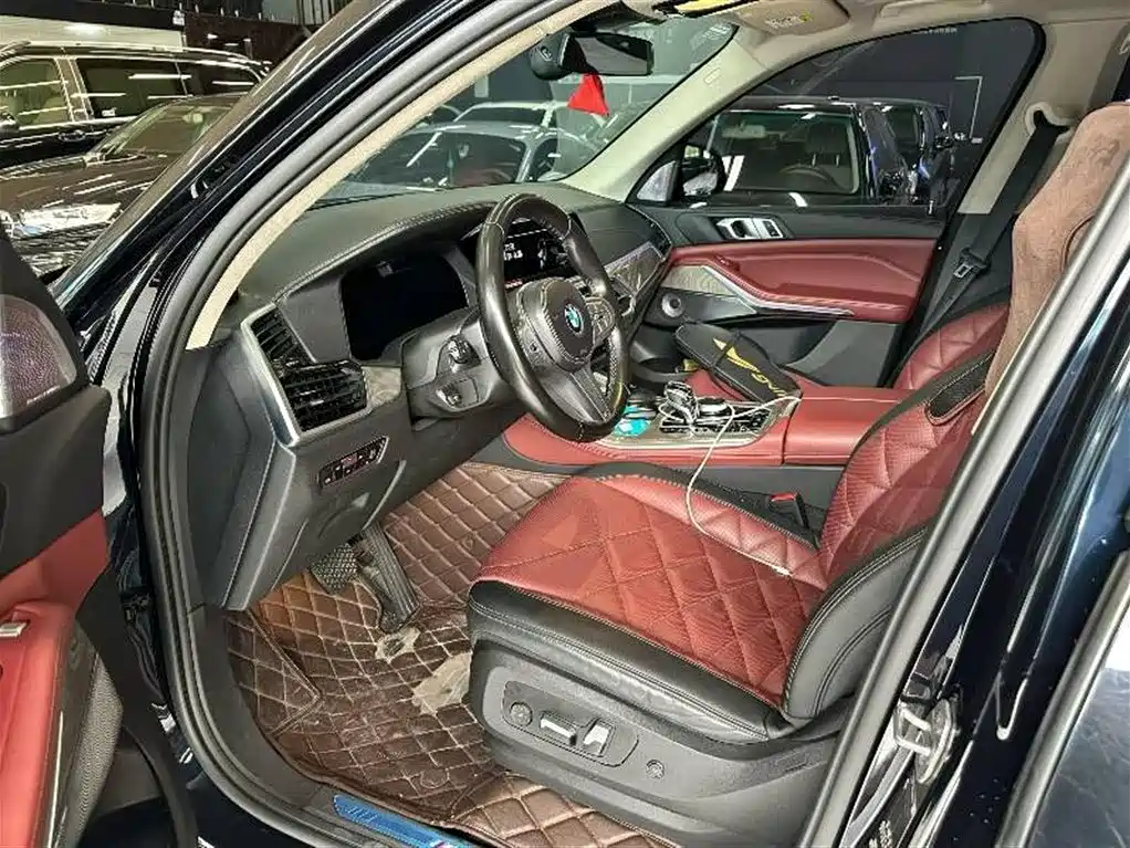 BMW X5 2022 xDrive 30Li M Sport