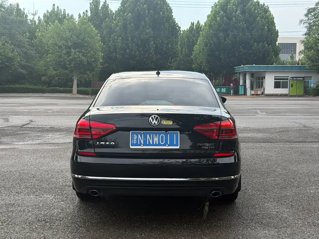 Volkswagen Passat 2017 330TSI DSG