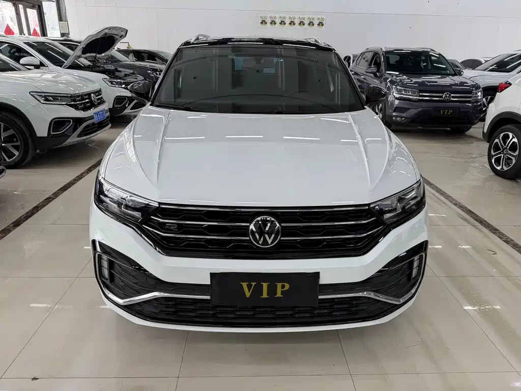 VOLKSWAGEN T ROC EXPLORING SONGS