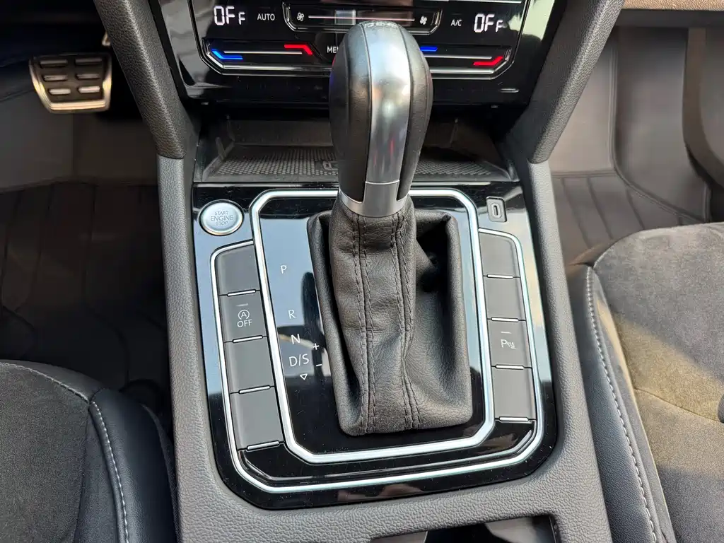 Volkswagen CC — миниатюра 14
