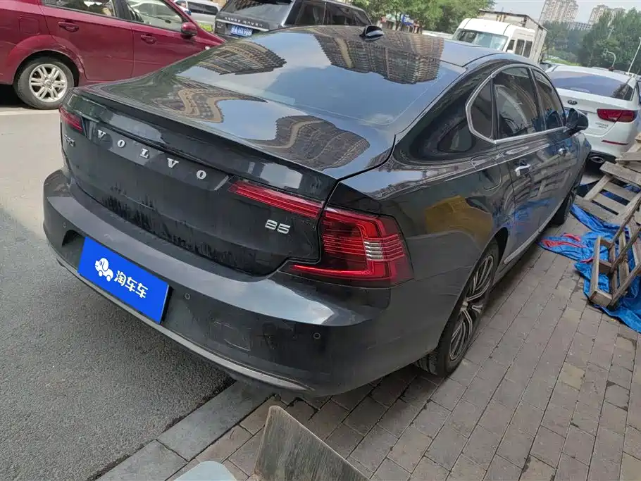 Volvo S90 2021 B5 Luxury