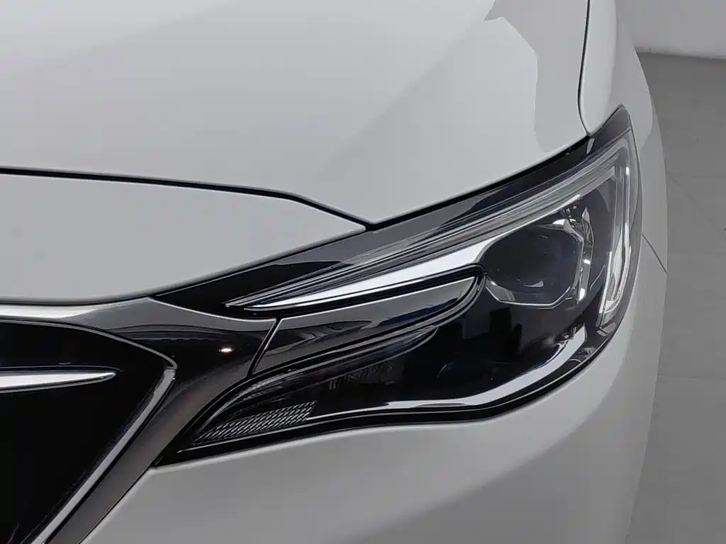 Buick Excelle — миниатюра 7