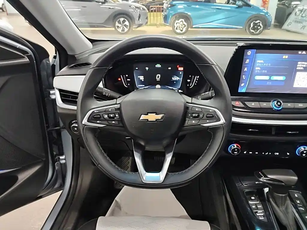 Chevrolet Menlo — миниатюра 11