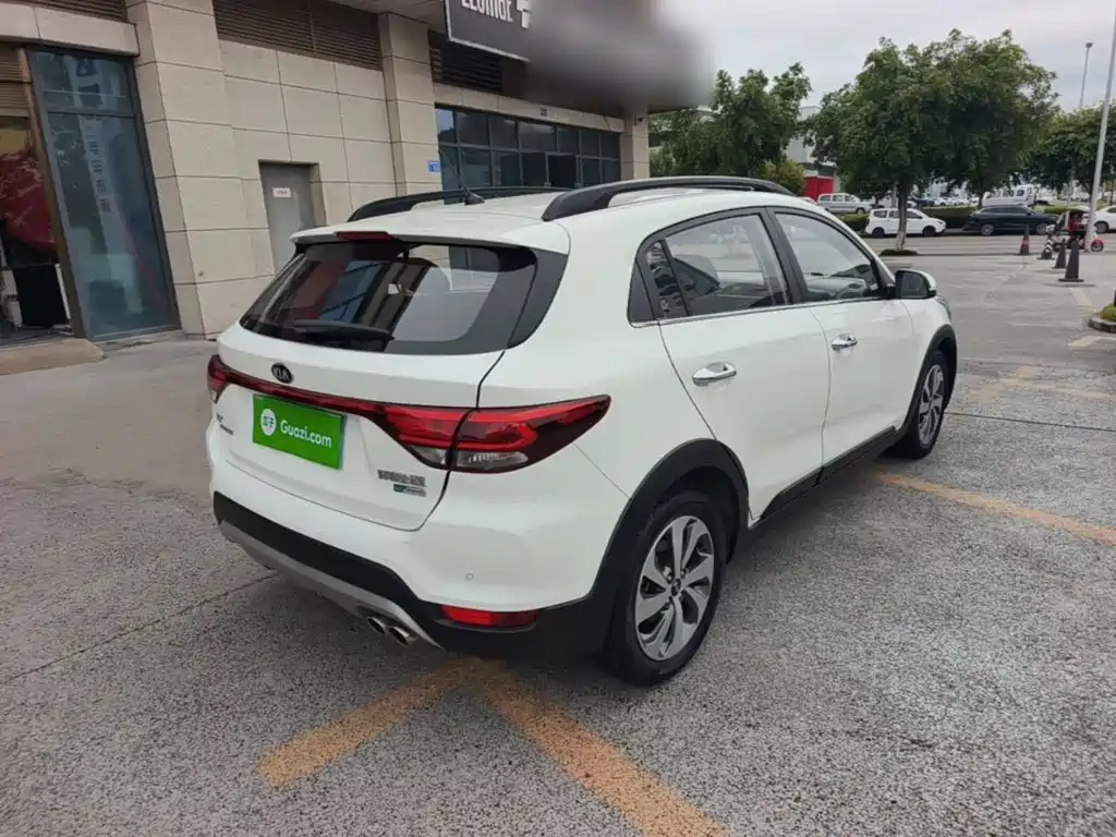 Kia KX Cross — миниатюра 7