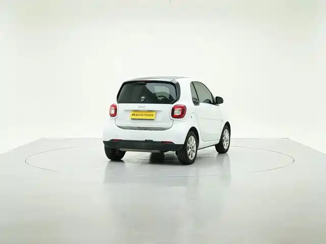 smart Smart Fortwo — миниатюра 6