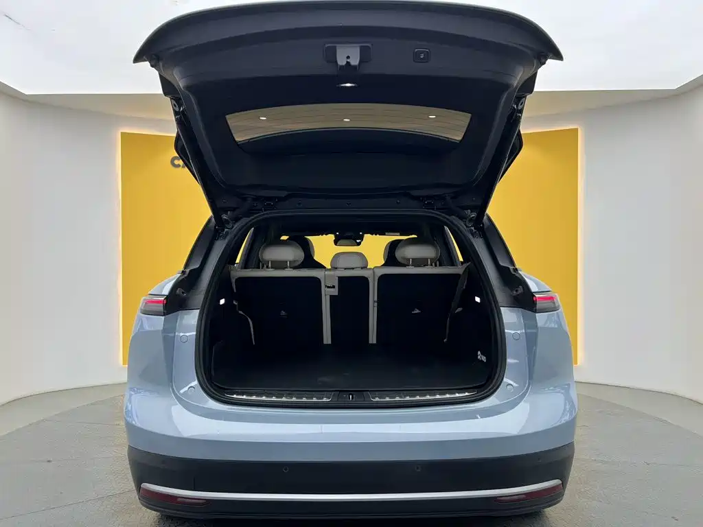 NIO ES6 — миниатюра 13