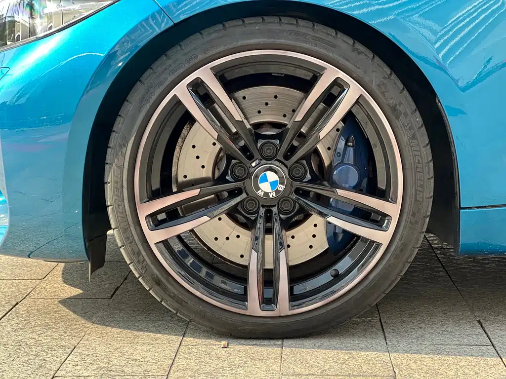 BMW M2