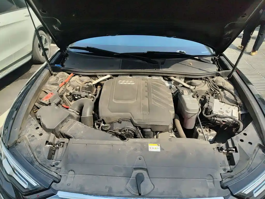 Audi A6L — миниатюра 10