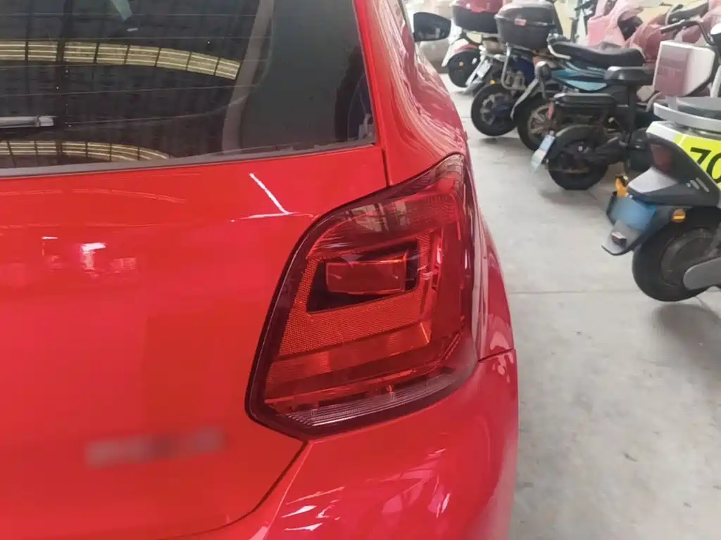 Volkswagen Polo — миниатюра 8