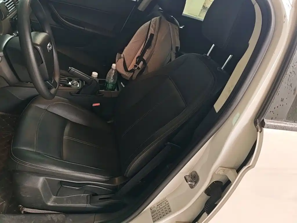 Qoros Qoros 3 — миниатюра 15