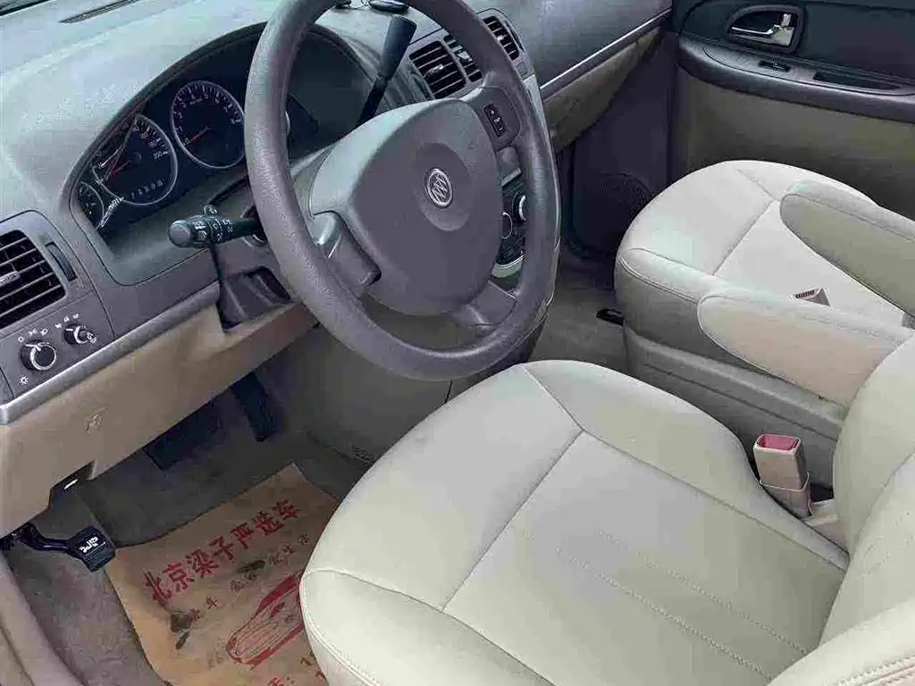 Buick GL8 — миниатюра 4