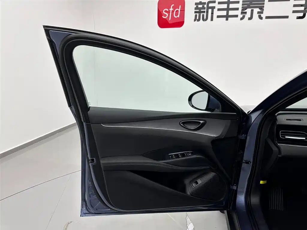 BYD SEAL 06 NEW ENERGY