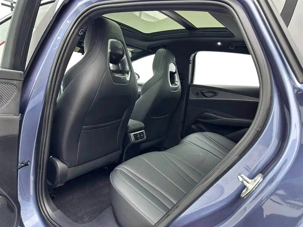 BYD SEAL 06 NEW ENERGY