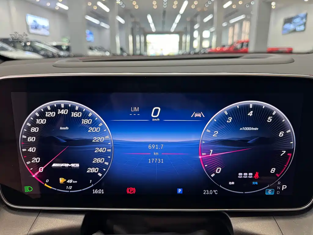 Mercedes-Benz GLC AMG — миниатюра 13