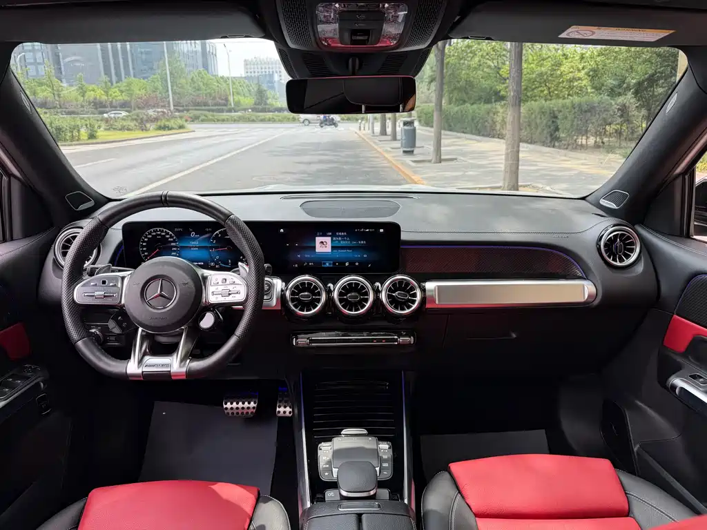 Mercedes-Benz GLB A MG 2023 AMG GLB 35 4MATIC
