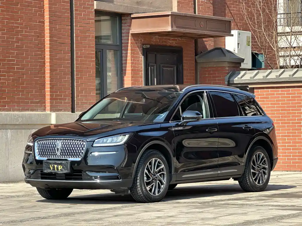 Lincoln Corsair 2021