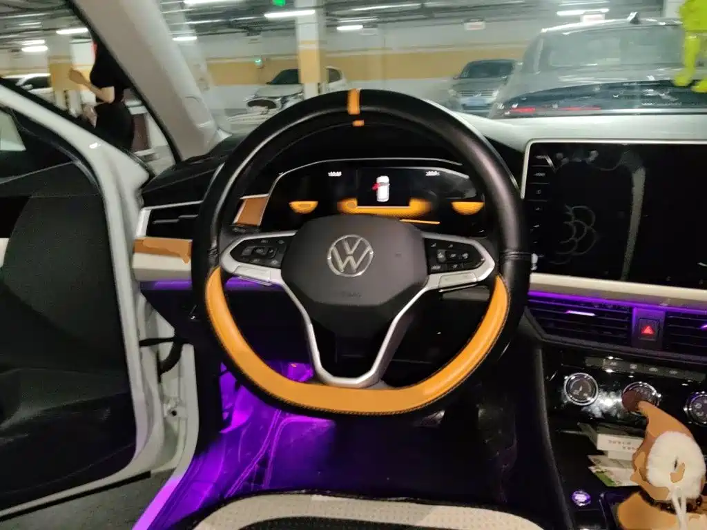 Volkswagen Bora — миниатюра 3