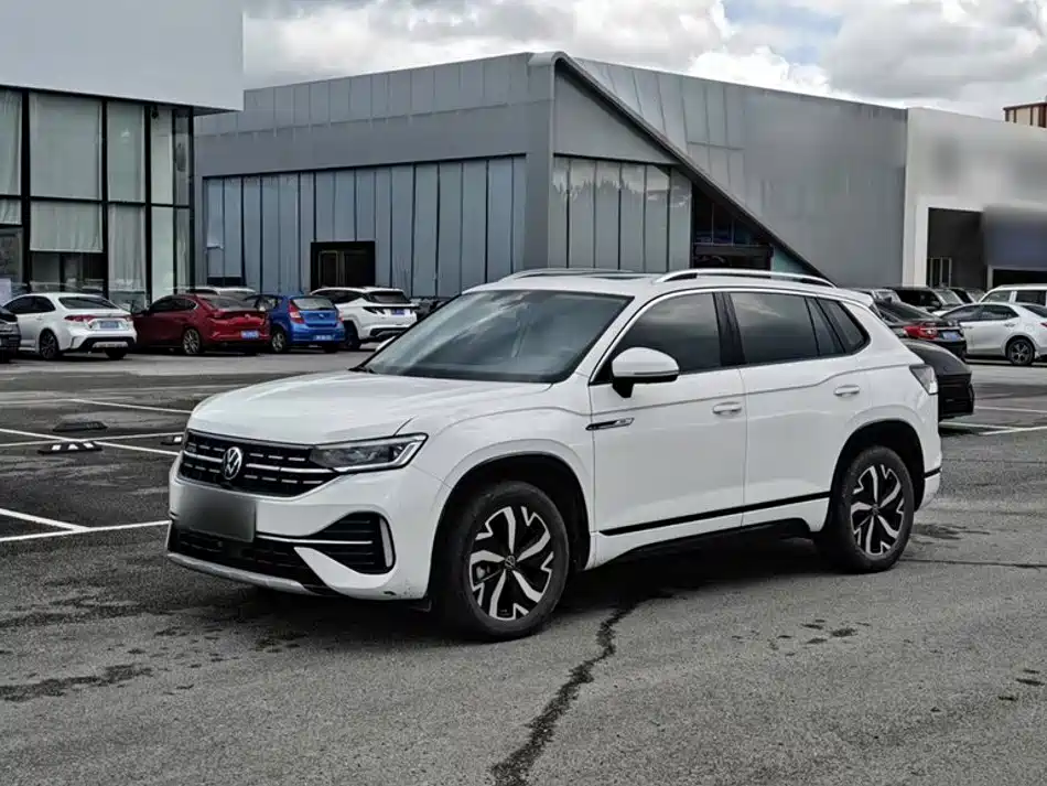 Volkswagen 探岳 GTE — миниатюра 11