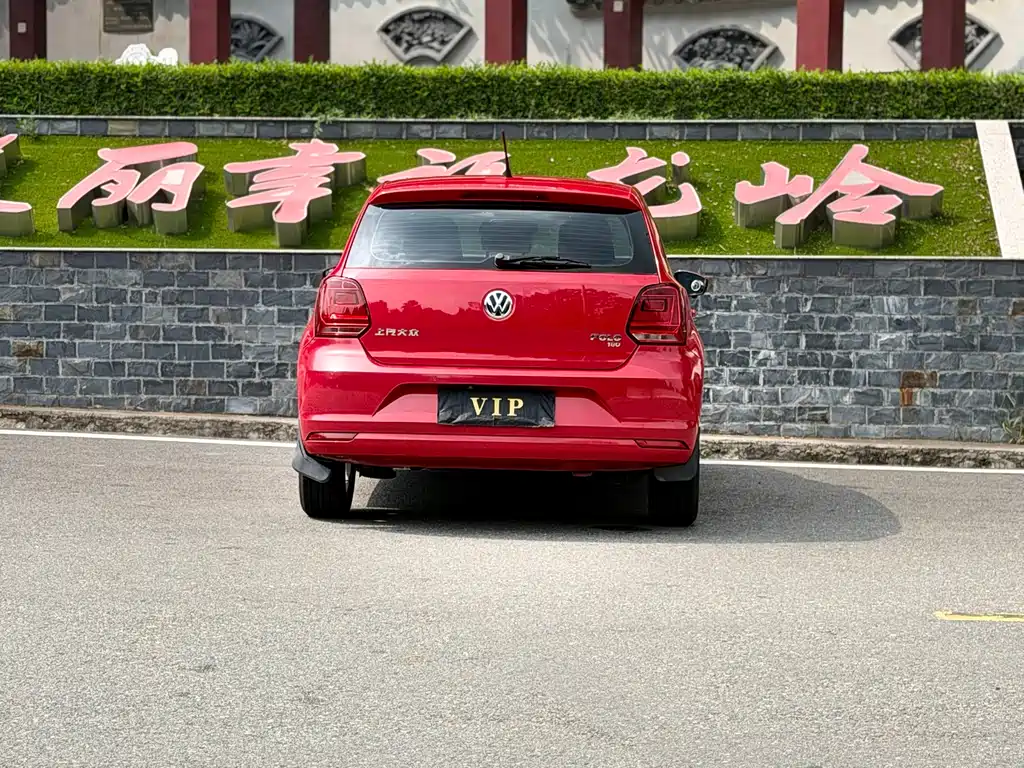 Volkswagen Polo — миниатюра 8