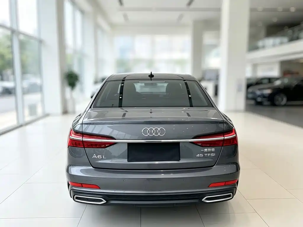 Audi A6L — миниатюра 5