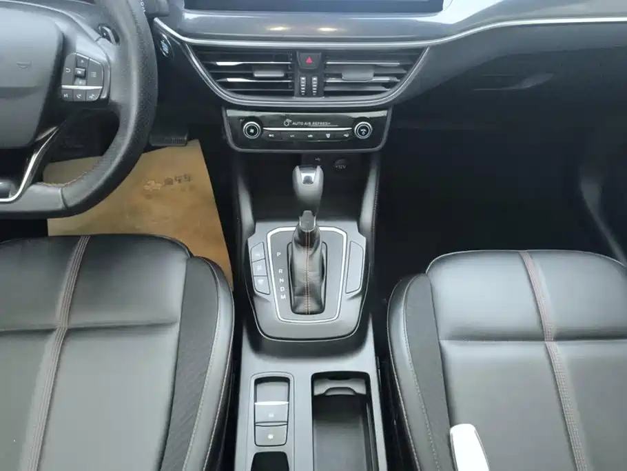 Ford Focus — миниатюра 16