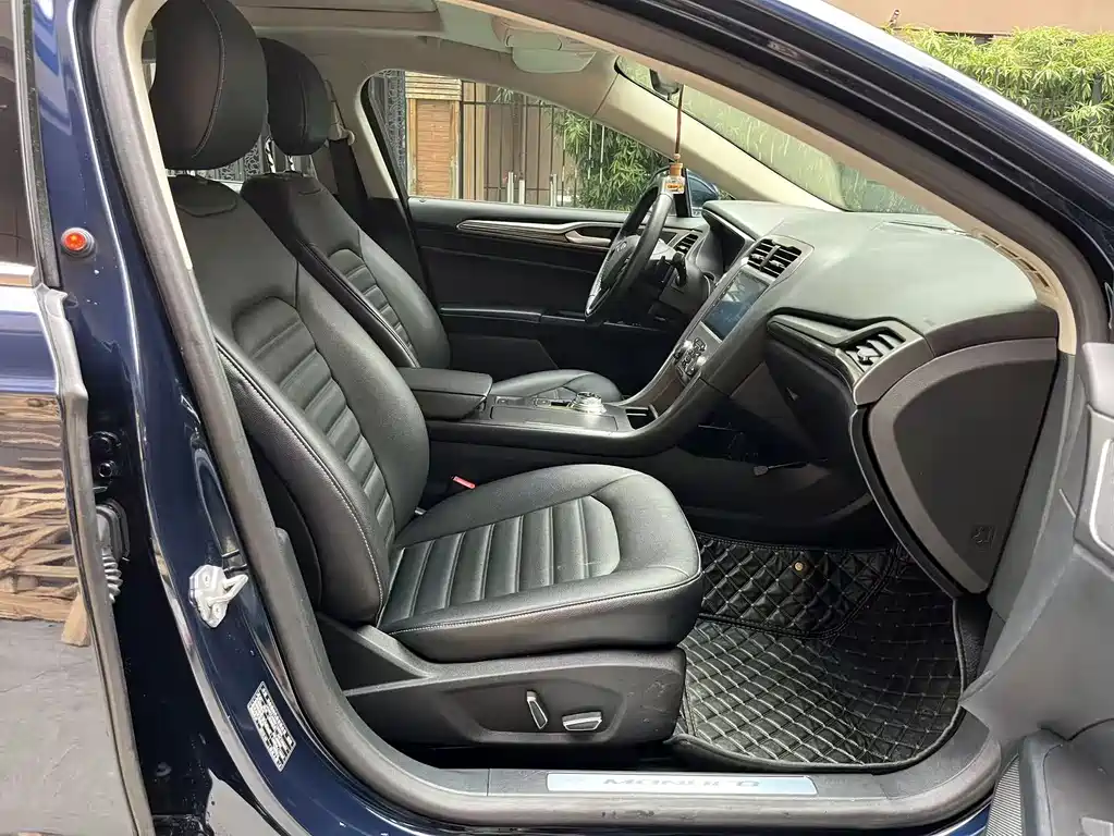 Ford Mondeo — миниатюра 10