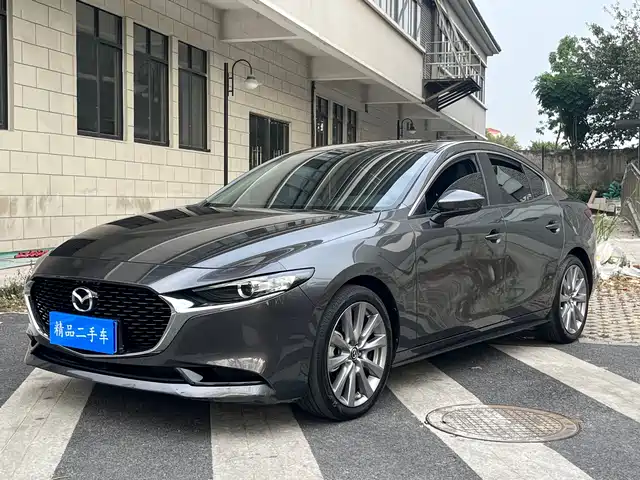 mazda 3-angkesaila