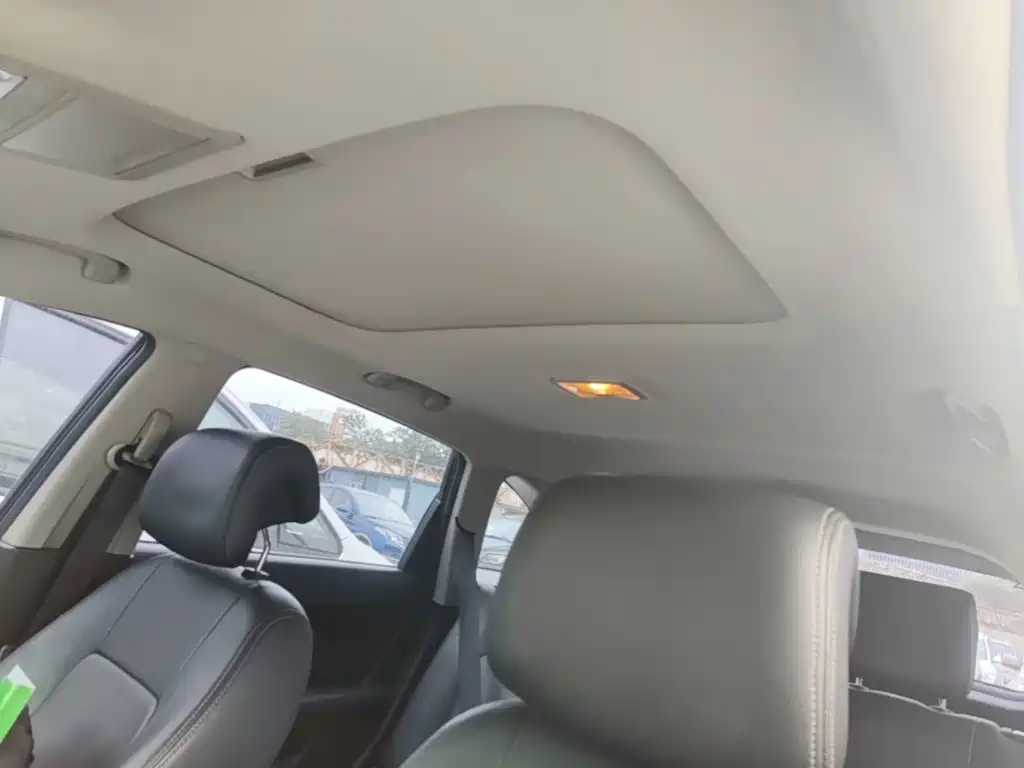 Chevrolet Captiva — миниатюра 18