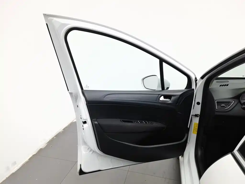 Peugeot 308 — миниатюра 8