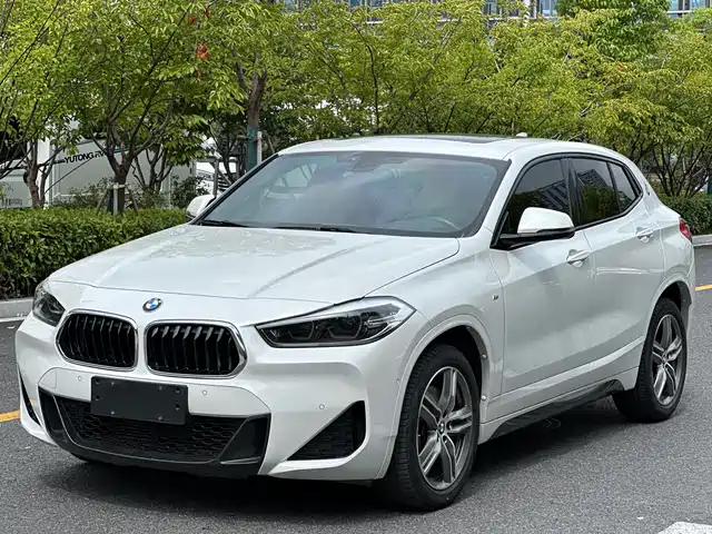 BMW  X2 2020