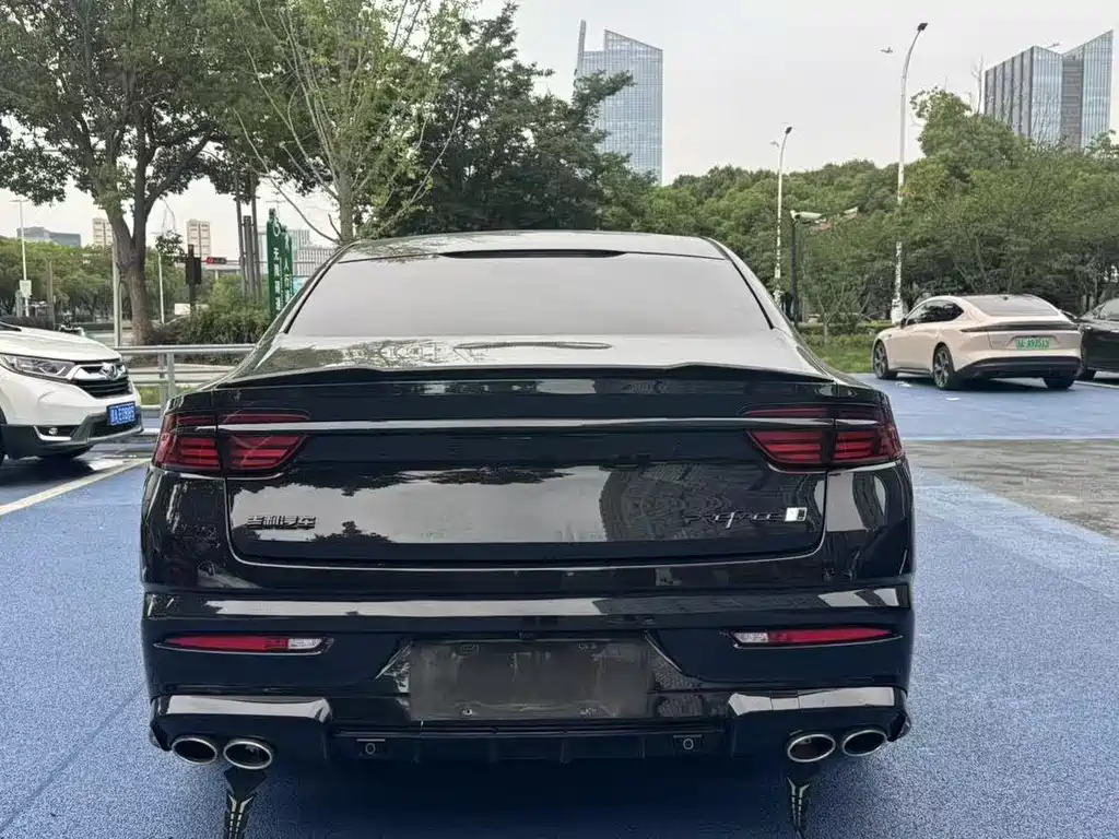 Geely Preface 2023 2.0TD Luxury