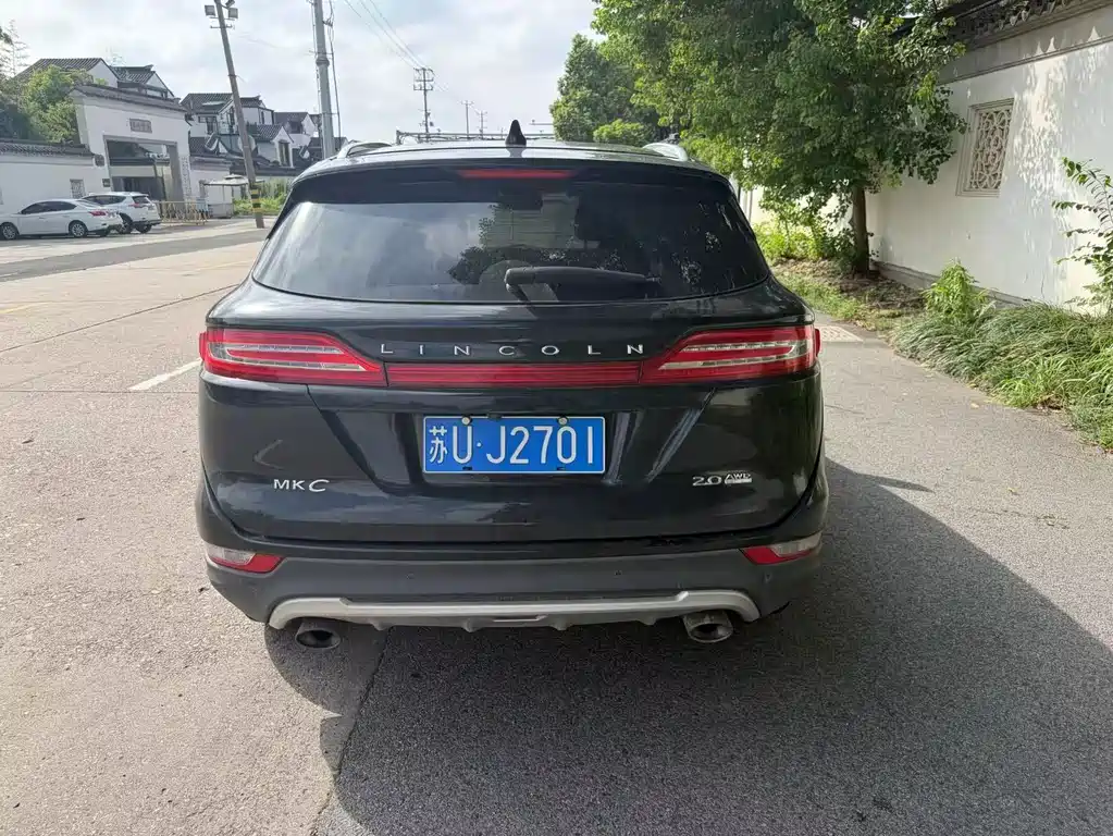 Lincoln MKC — миниатюра 4