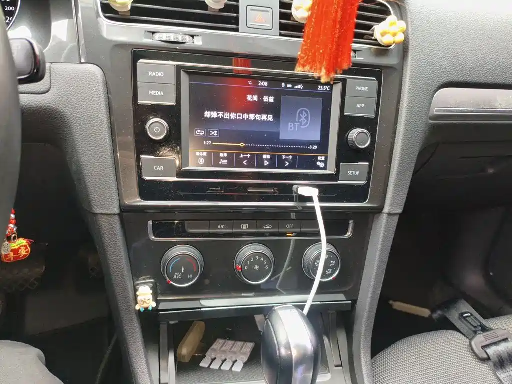 Volkswagen Golf — миниатюра 9