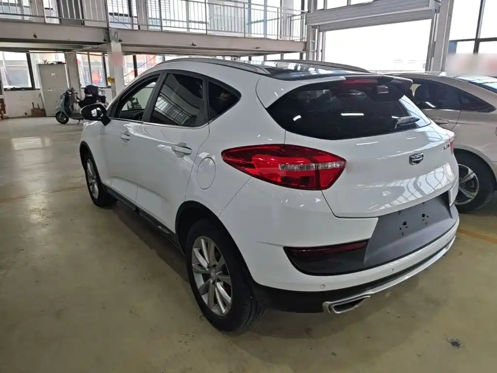 Geely Emgrand GS — миниатюра 5