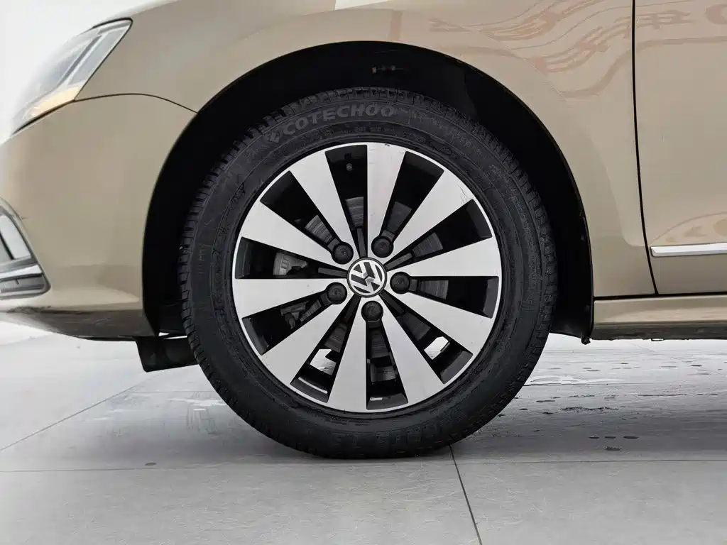 Volkswagen Sagitar — миниатюра 17