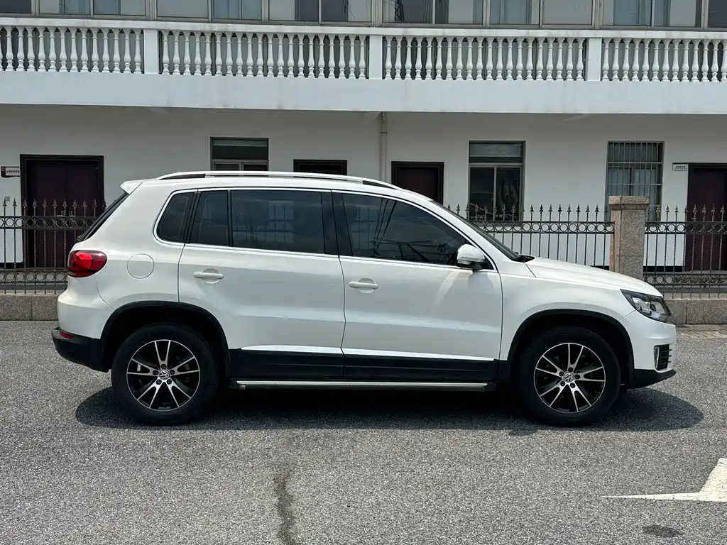 Volkswagen Tiguan — миниатюра 5