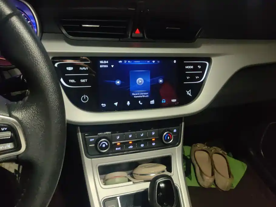 Geely Vision — миниатюра 13