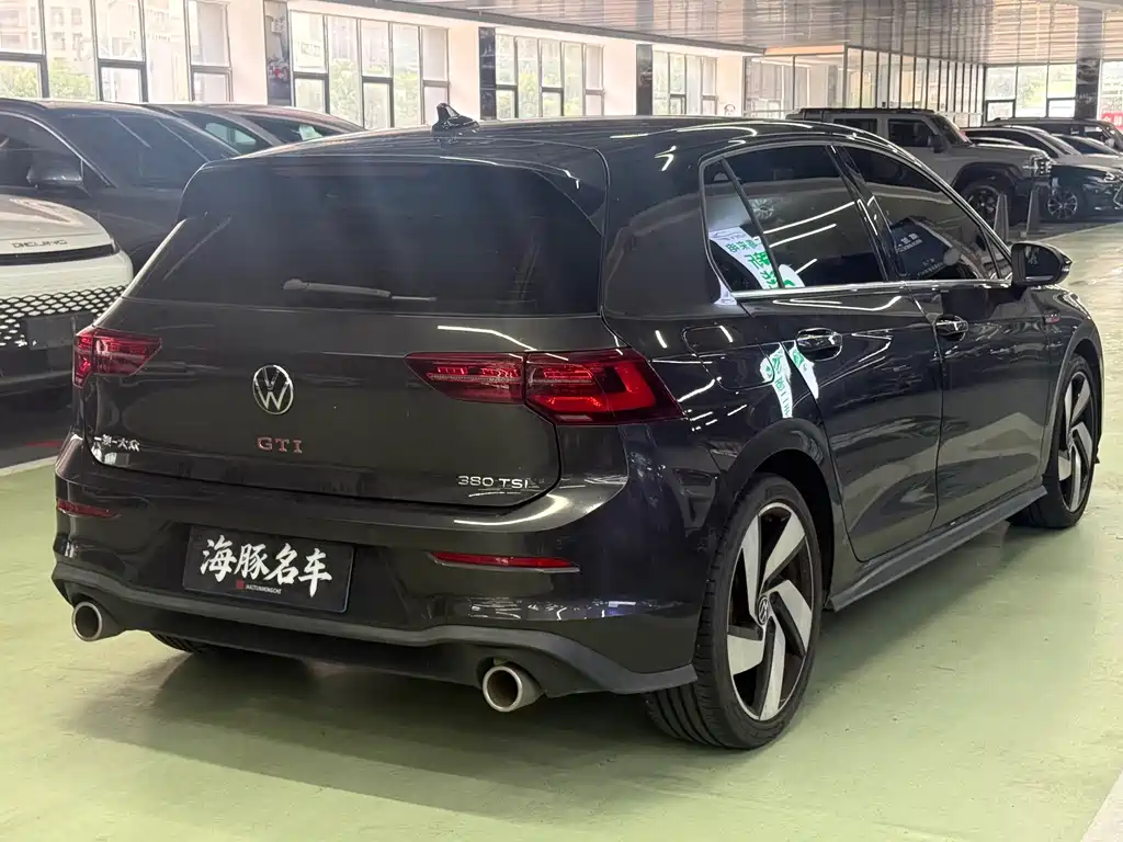 Volkswagen Golf GTI — миниатюра 2