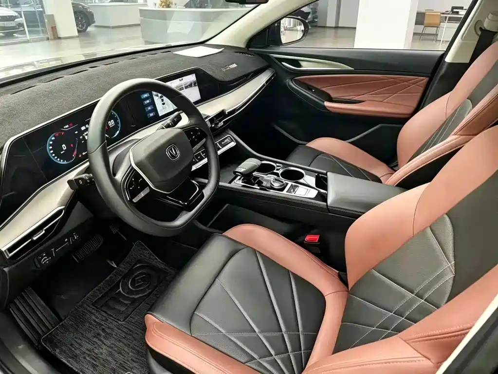 Changan Eado — миниатюра 7