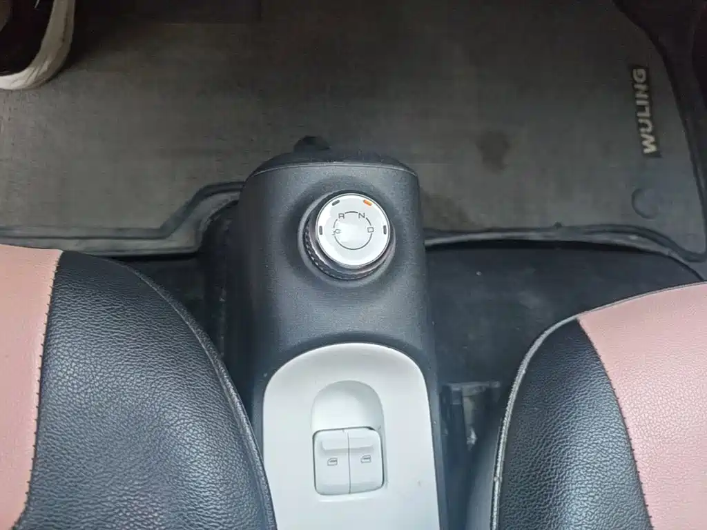 Wuling MINIEV — миниатюра 14