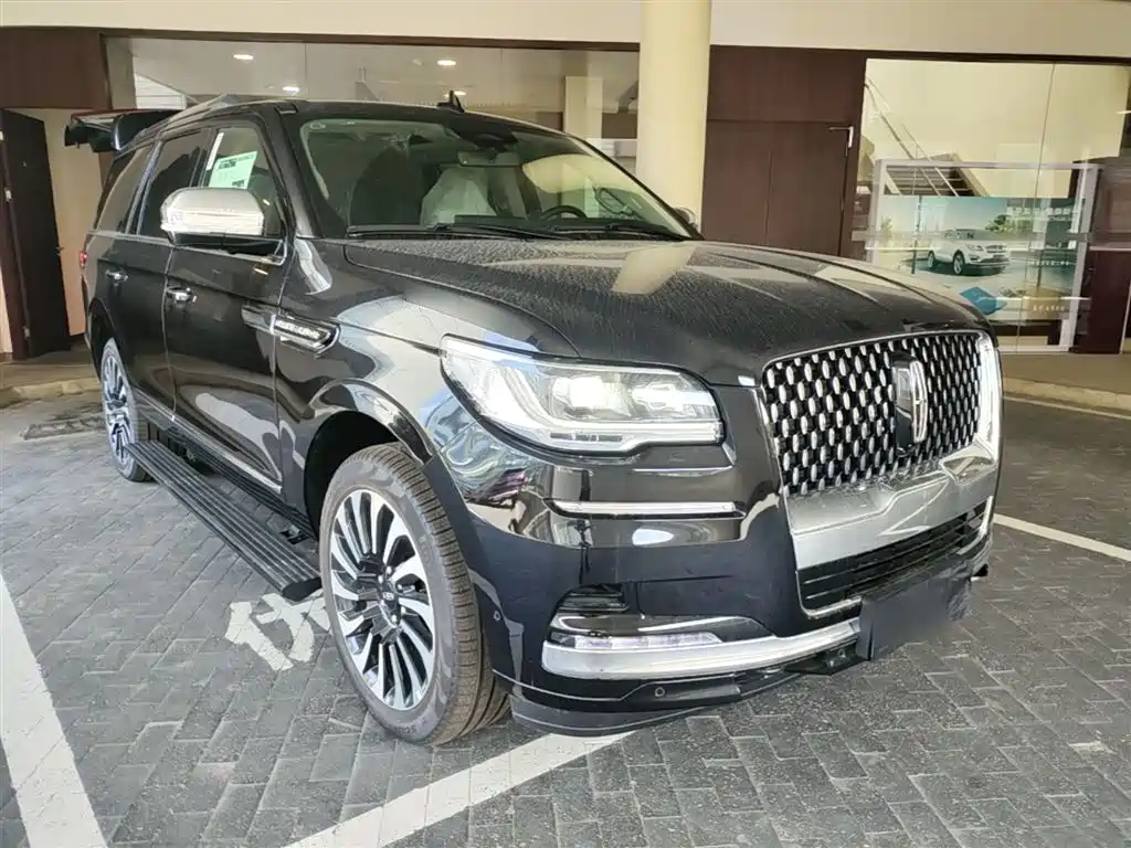 Lincoln Navigator 2024 3.5T