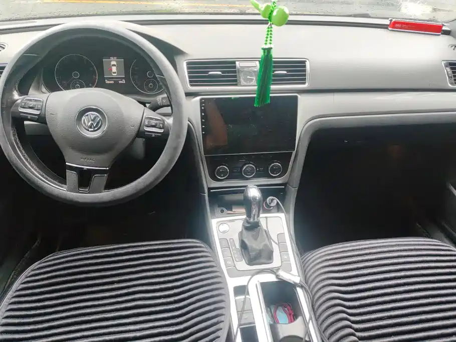 Volkswagen Passat — миниатюра 12