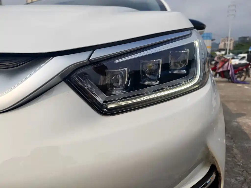 BYD Yuan Pro — миниатюра 9